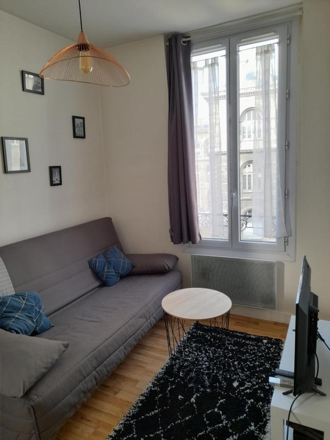 Apartamento Cosy 2 Pieces Typiquement Parisien A Notre-Dame Exterior foto